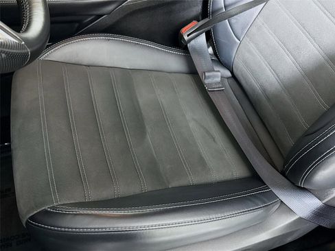 Used 2024 Mitsubishi Outlander SE image 21