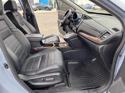 Used 2022 Honda CR-V Touring image 16
