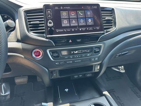 Certified 2025 Honda Ridgeline TrailSport+ image 17