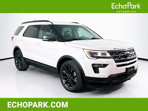 Used 2018 Ford Explorer XLT w/ Equipment Group 202A AWD/4WD image 1