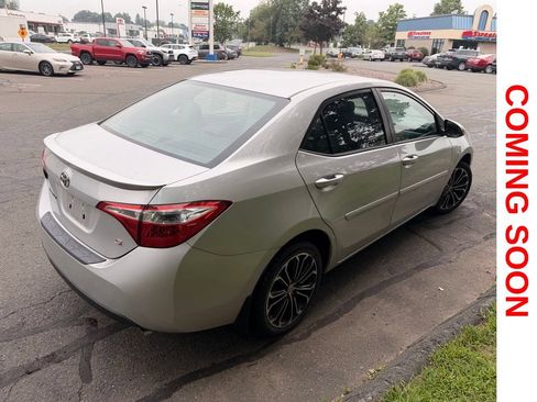 Used 2015 Toyota Corolla S w/ Body Protection Package #2 FWD image 9
