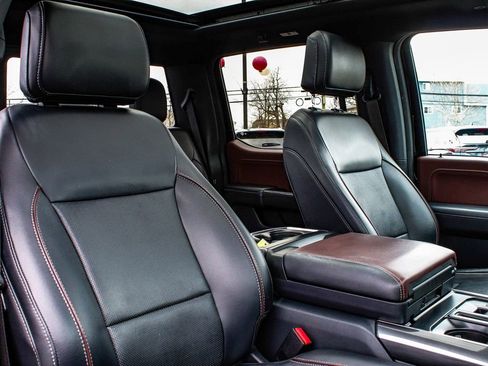 Used 2023 Ford F150 Lariat w/ Equipment Group 502A High image 37