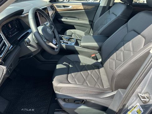 New 2026 Volkswagen Atlas SE image 20