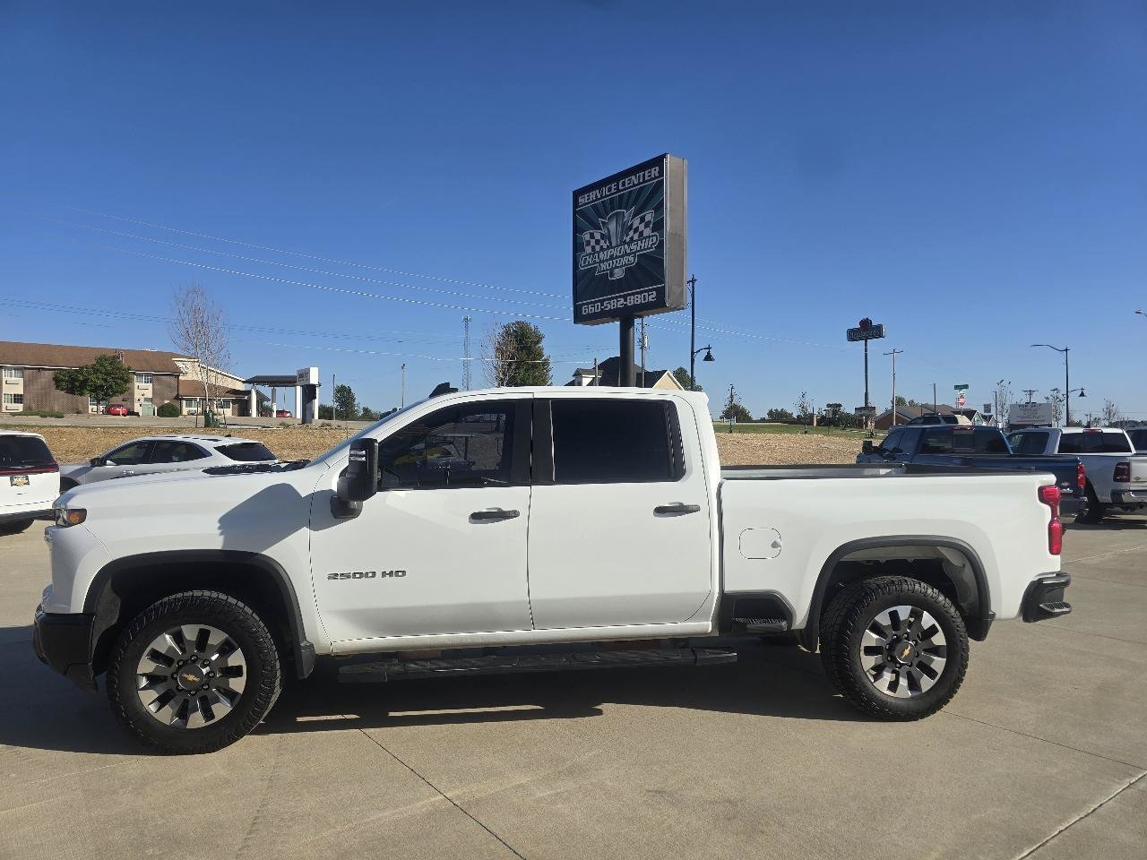 Used 2024 Chevrolet Silverado 2500 Custom w/ Custom Value Package AWD/4WD image 2