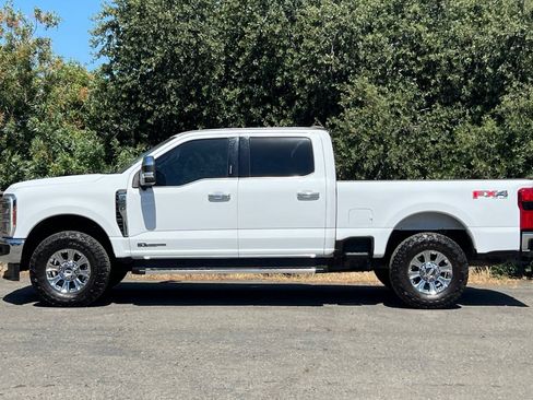 Certified 2023 Ford F250 Lariat w/ Chrome Package AWD/4WD image 7