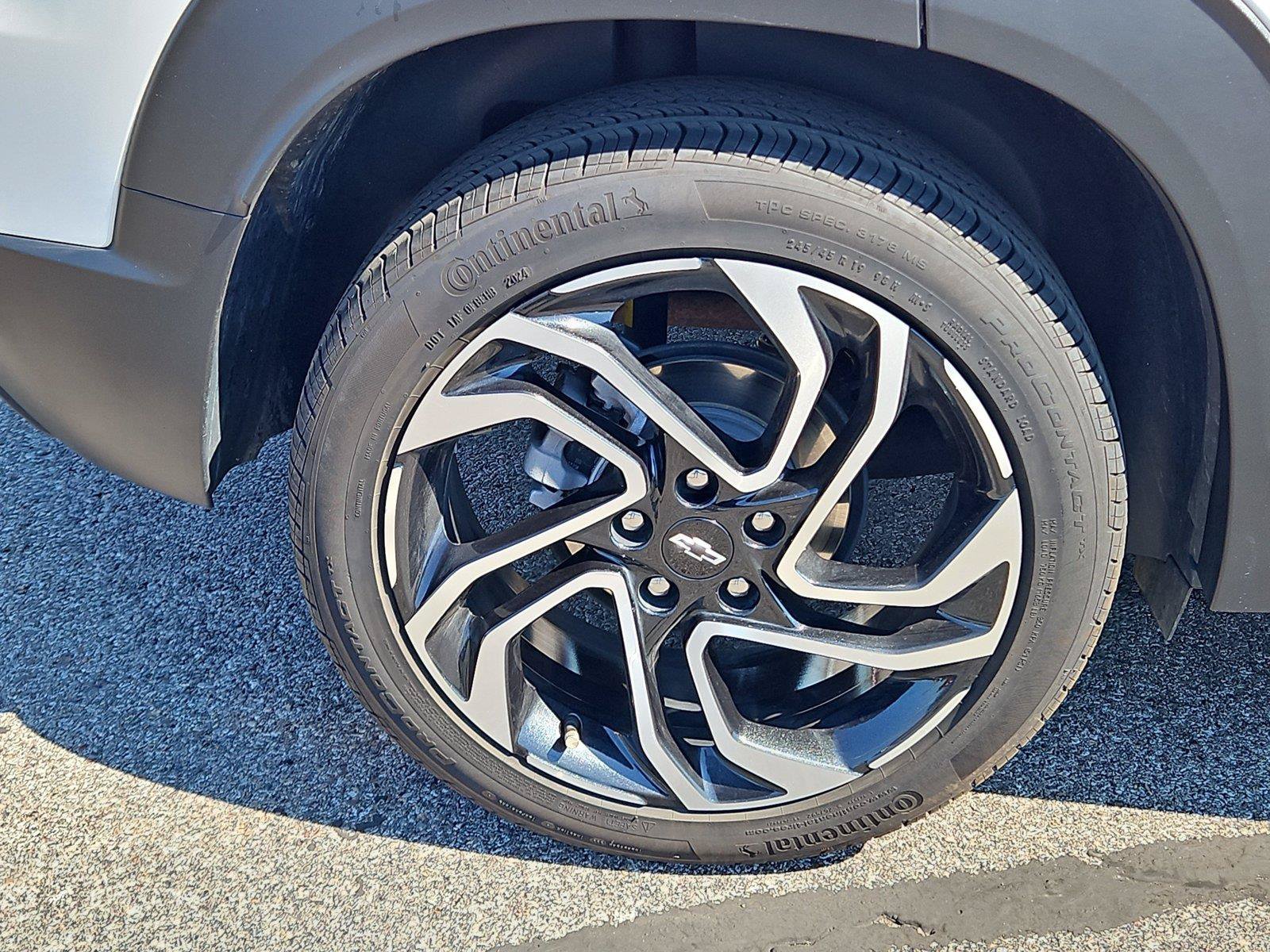Used 2025 Chevrolet TrailBlazer RS w/ Convenience Package FWD image 5