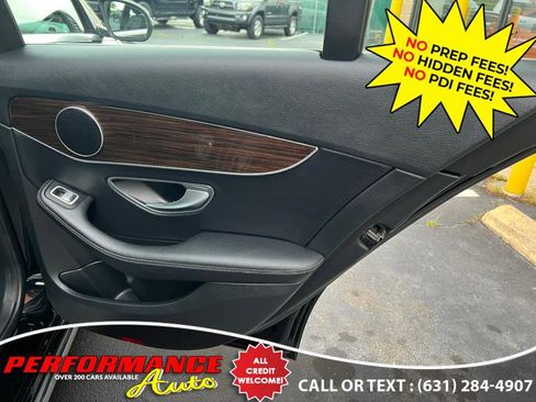 Used 2018 Mercedes-Benz C 300 4MATIC Sedan image 25