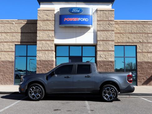 New 2026 Ford Maverick Lariat w/ 4K Tow Package image 9