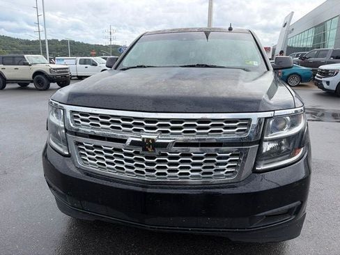 Used 2016 Chevrolet Suburban LT w/ Luxury Package AWD/4WD image 9