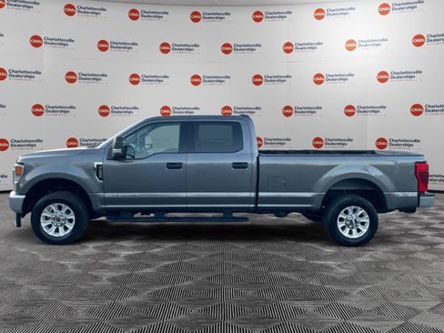 Used 2022 Ford F250 XLT image 2