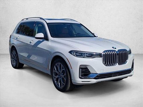 Used 2021 BMW X7 xDrive40i w/ Premium Package image 3
