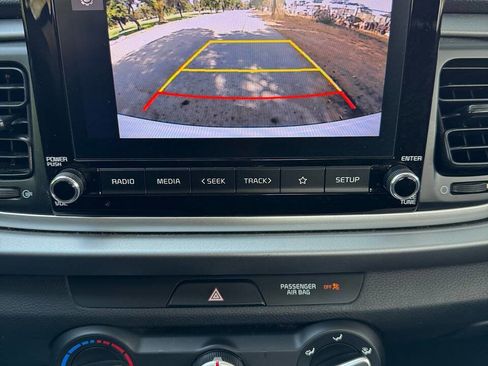 Used 2022 Kia Rio LX image 12