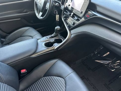 Used 2024 Toyota Camry SE FWD image 18