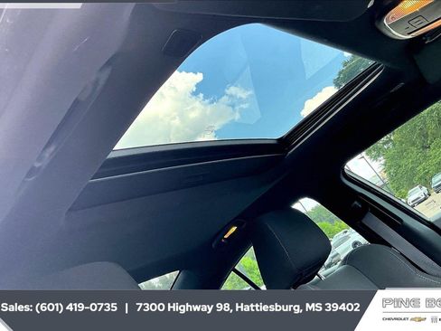 Used 2023 Dodge Charger R/T RWD image 16