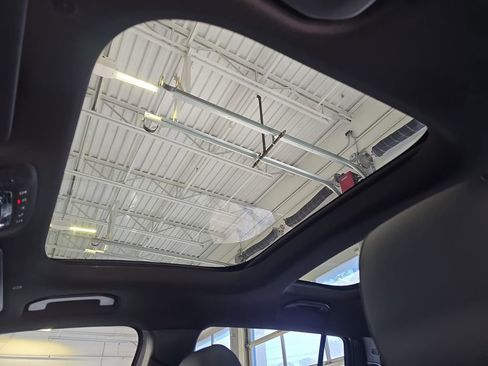 New 2026 Mercedes-Benz GLB 250 image 30