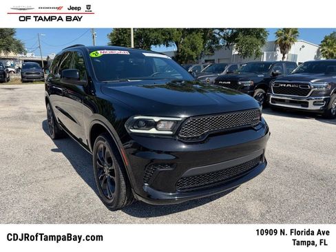 Used 2024 Dodge Durango SXT w/ SXT Blacktop Group AWD/4WD image 1
