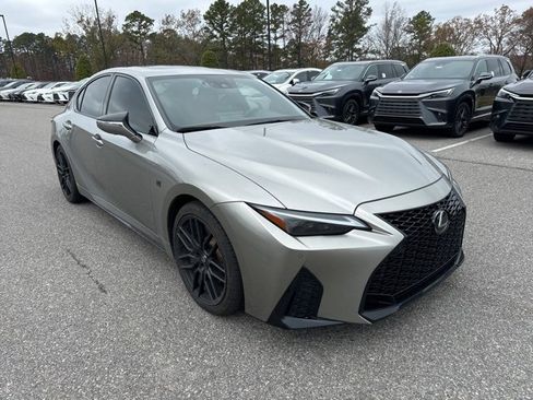 Used 2023 Lexus IS 500 image 2