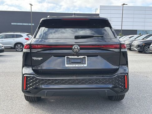 New 2026 Volkswagen Tiguan SE R-Line FWD image 4