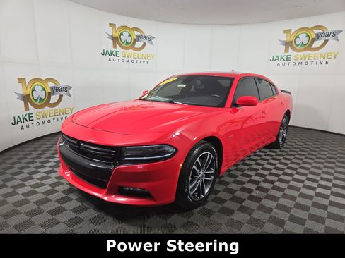 Used 2018 Dodge Charger GT image 4