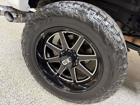 Used 2018 Ford F350 Platinum w/ Platinum Ultimate Package AWD/4WD image 54