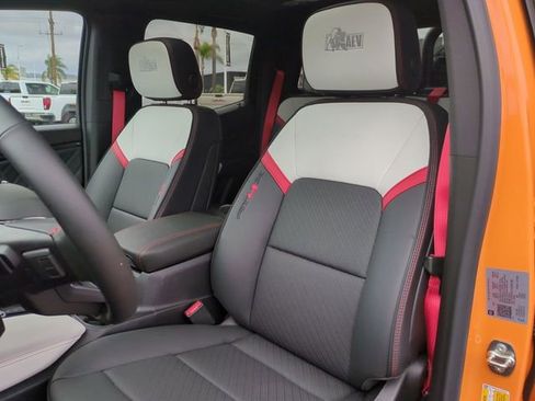 New 2026 GMC Canyon AT4X w/ AT4X AEV Edition AWD/4WD image 20