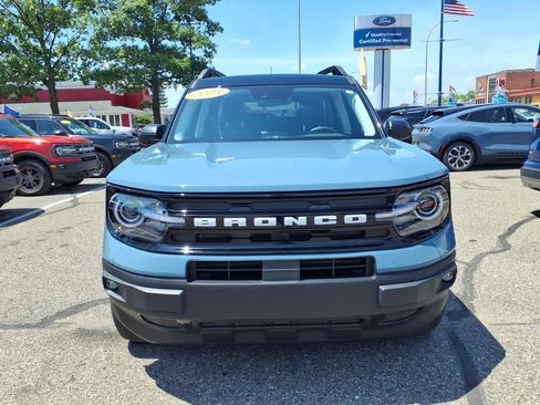 Used 2023 Ford Bronco Sport Outer Banks w/ Tech Package AWD/4WD image 3