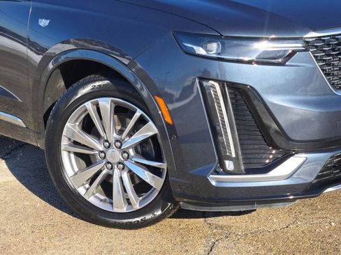 Used 2020 Cadillac XT6 Premium Luxury image 6