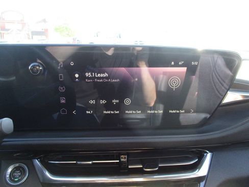 Used 2024 Buick Envista Sport Touring FWD image 20
