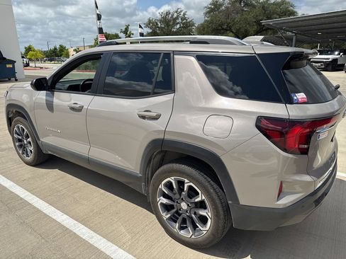Used 2026 GMC Terrain Elevation w/ Elevation Premium Package FWD image 4