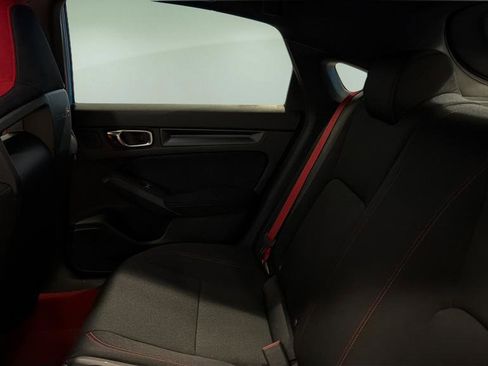 Used 2025 Honda Civic Type R image 11