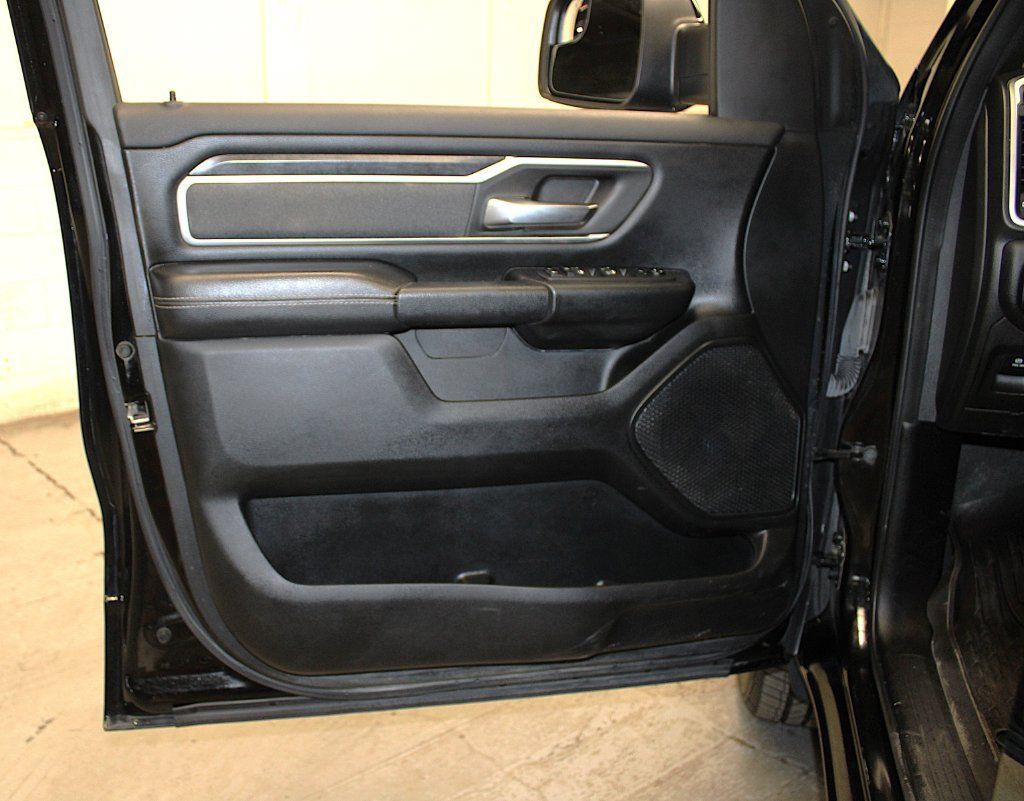 Used 2021 RAM 1500 Big Horn AWD/4WD image 25