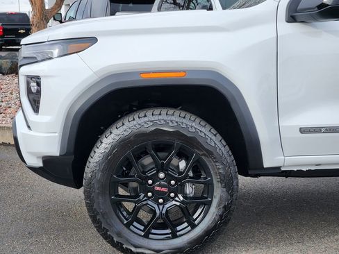 New 2026 GMC Canyon Elevation w/ Convenience Package image 8