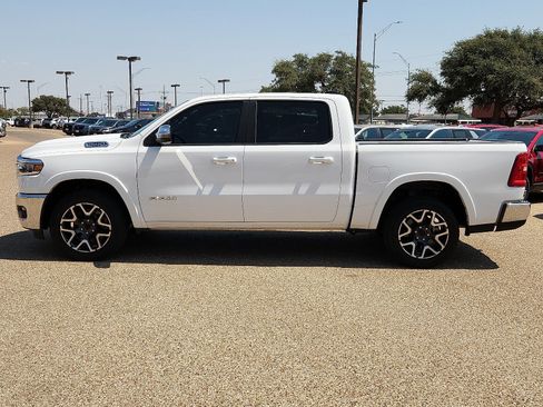 Used 2025 RAM 1500 Laramie AWD/4WD image 2