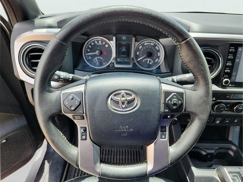 Used 2023 Toyota Tacoma Limited AWD/4WD image 18