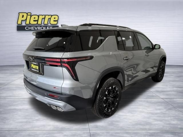 New 2027 Chevrolet Traverse Z71 w/ Enhanced Driving Package AWD/4WD image 6