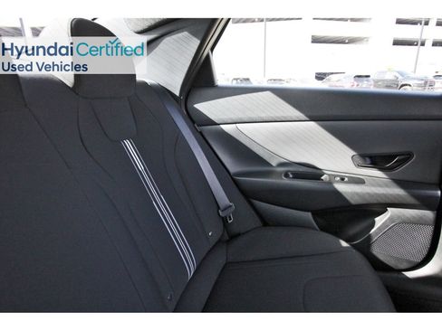 Certified 2025 Hyundai Elantra Sport FWD image 15