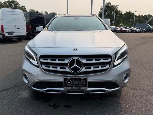 Used 2019 Mercedes-Benz GLA 250 4MATIC image 2