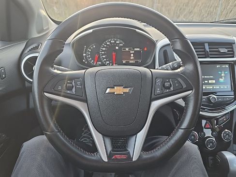 Used 2017 Chevrolet Sonic LT w/ Convenience Package image 18