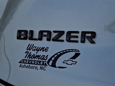 Used 2024 Chevrolet Blazer LT w/ Convenience Package image 31