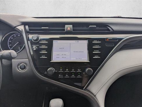 Used 2018 Toyota Camry LE w/ Convenience Package image 12