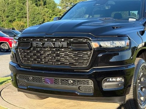 New 2026 RAM 1500 Express AWD/4WD image 10