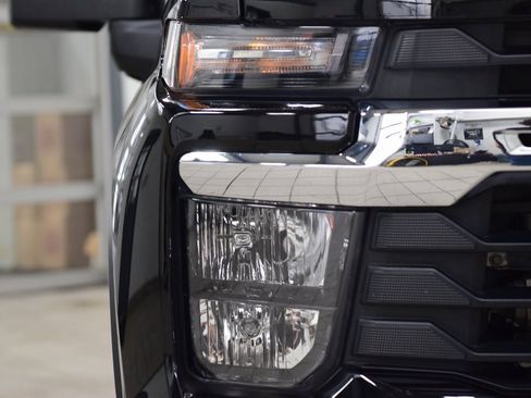 Used 2024 Chevrolet Silverado 2500 LT w/ All Star Edition image 12