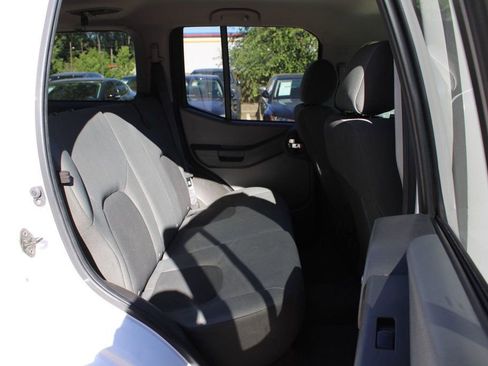 Used 2009 Nissan Xterra S AWD/4WD image 26