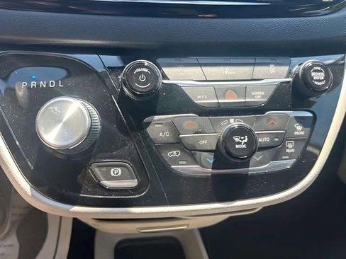 Used 2019 Ford Expedition Max Limited AWD/4WD image 14