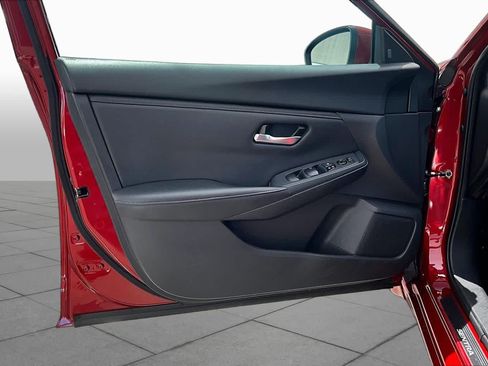 Certified 2024 Nissan Sentra SV FWD image 21