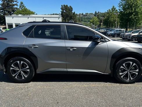 Certified 2025 Toyota bZ4X AWD w/ Weather Package image 4