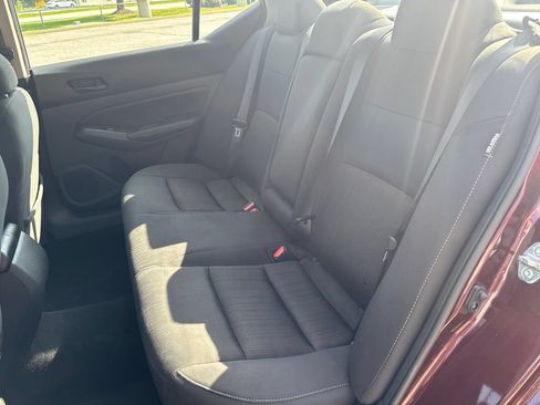 Used 2025 Nissan Altima 2.5 SV FWD image 40