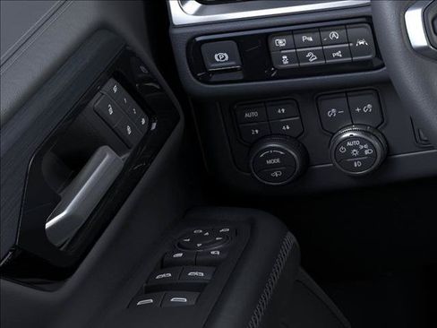 New 2026 GMC Yukon Denali w/ Denali Reserve Package AWD/4WD image 22