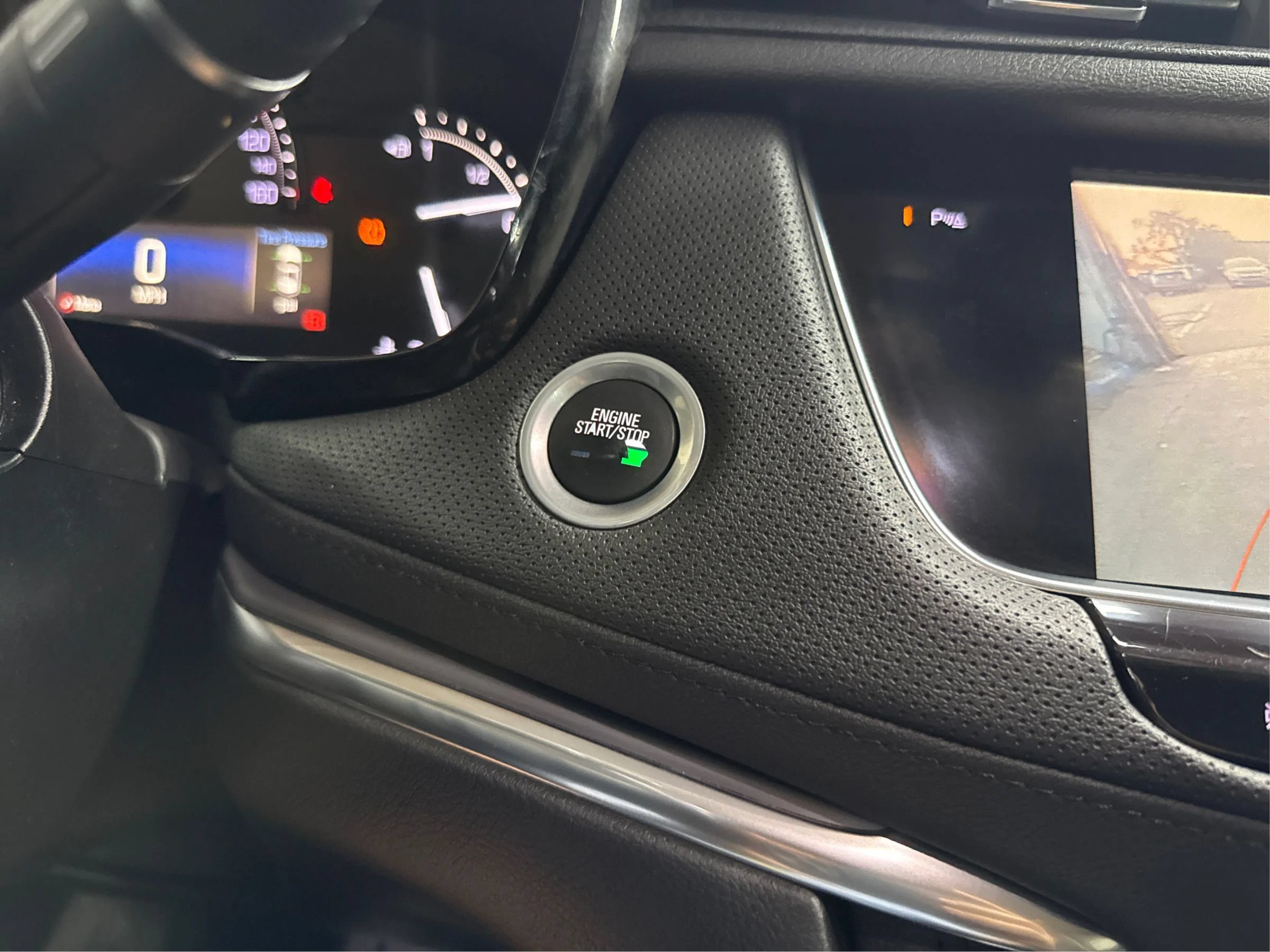 Used 2019 Cadillac XT5 Premium Luxury FWD image 22