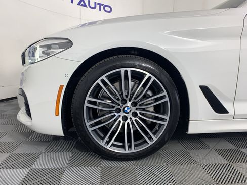 Used 2019 BMW 530i w/ M Sport Package RWD image 11